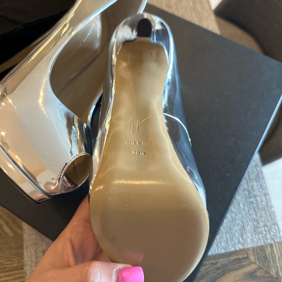 Giuseppe Zanotti Heels - Picture 3 of 7